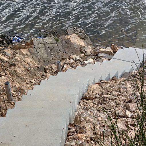 Einstieg für Taucher in den Rursee
